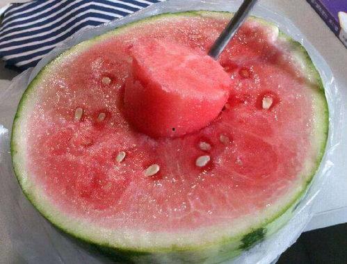 各种网红爆料在线吃瓜,在线吃瓜盛宴，揭秘娱乐圈幕后风云